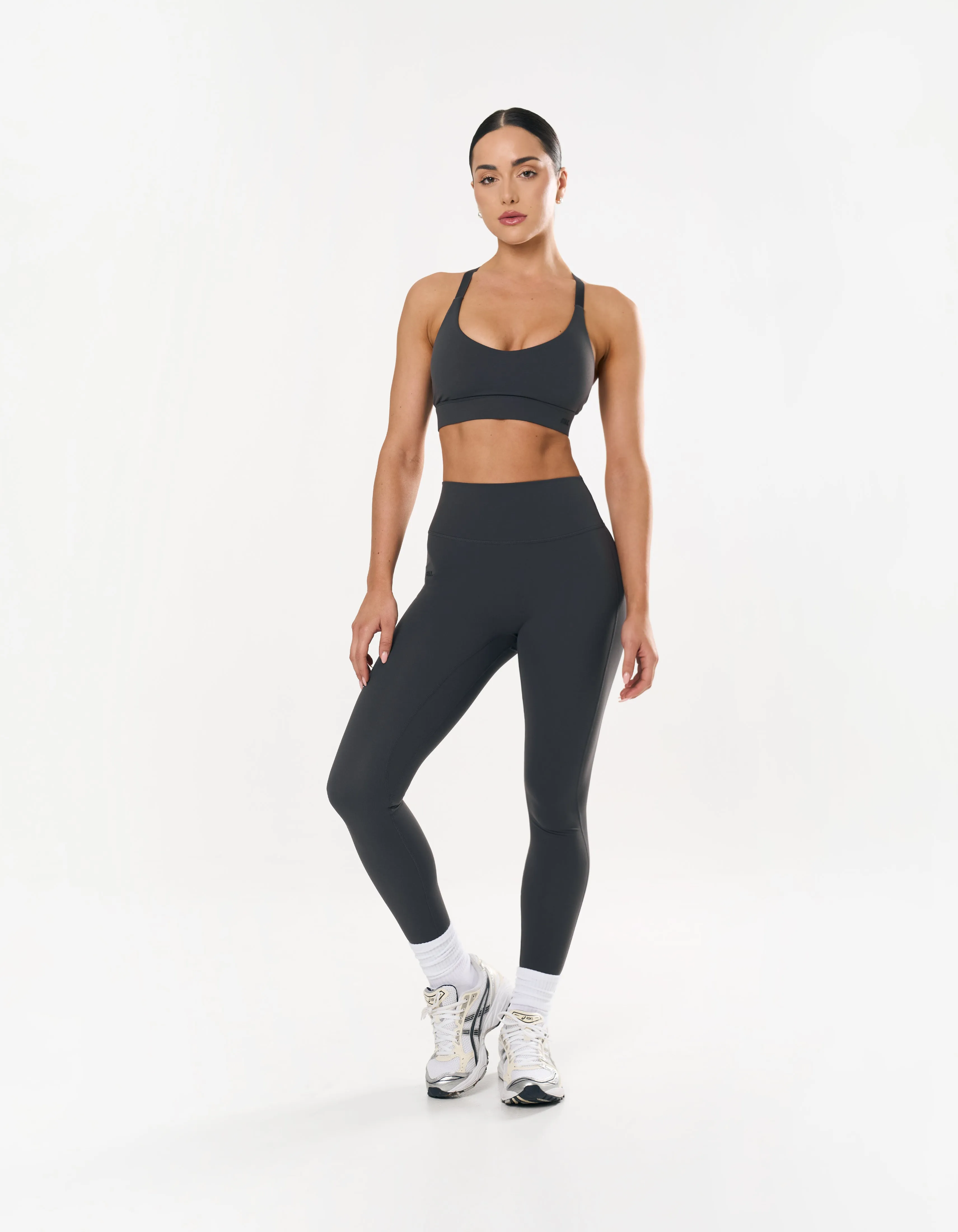 Low Cut Adapt Crop NANDEX - Graphite
